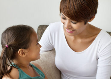 ما هى أبرز أعراض العادة السرية عند الأطفال ؟